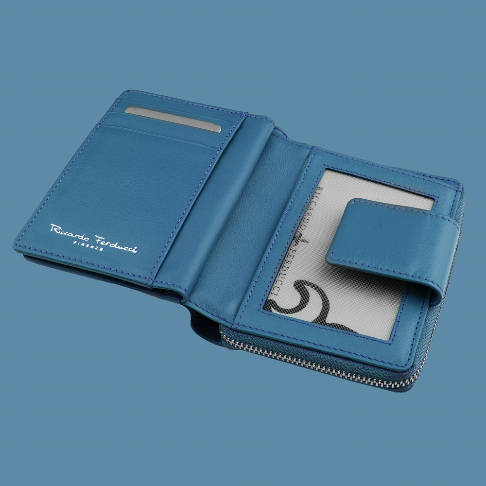Zippered wallet blue