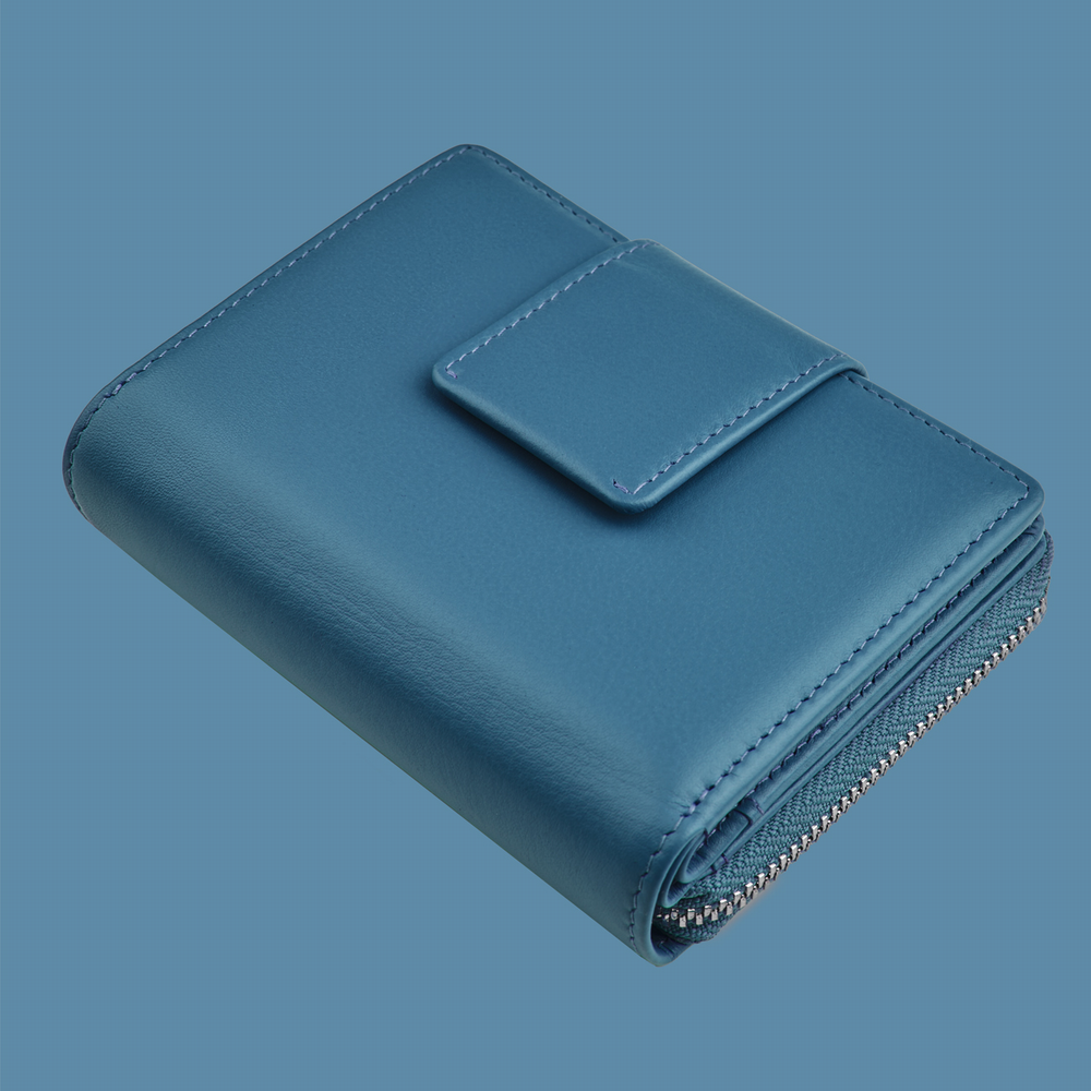 Zippered wallet blue
