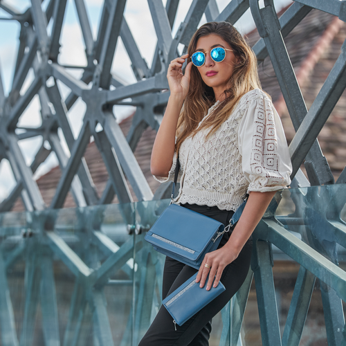 Überschlagtasche blau